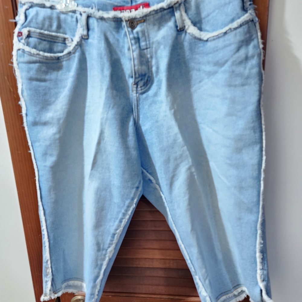 Zana-di Ladies Capris